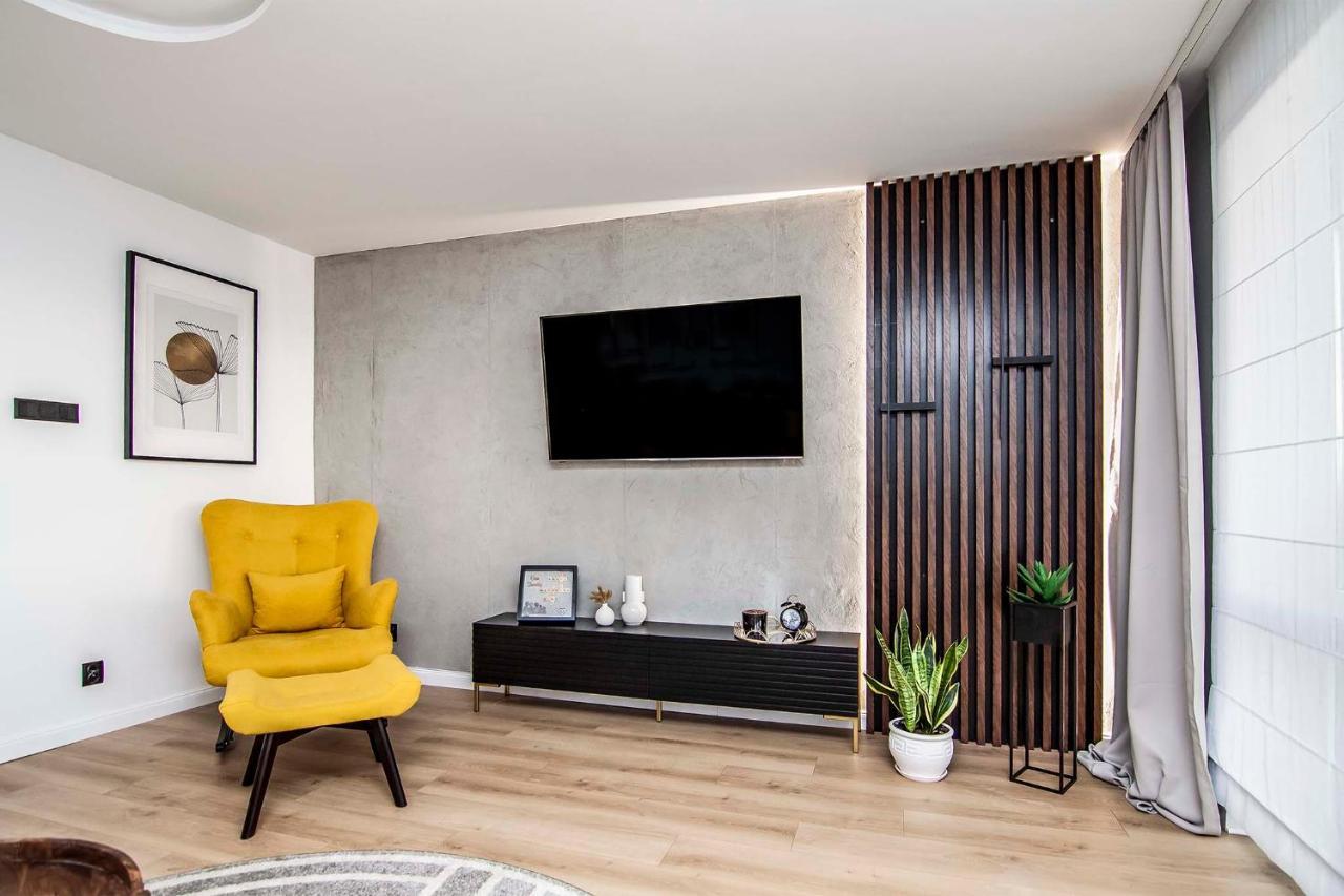 Widok Na Gorke Apartment Chelm Exterior photo